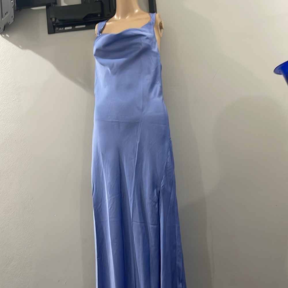Brand new maxi opening in the back